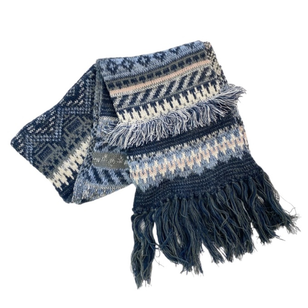 NWT American Eagle Fringed Knit Scarf